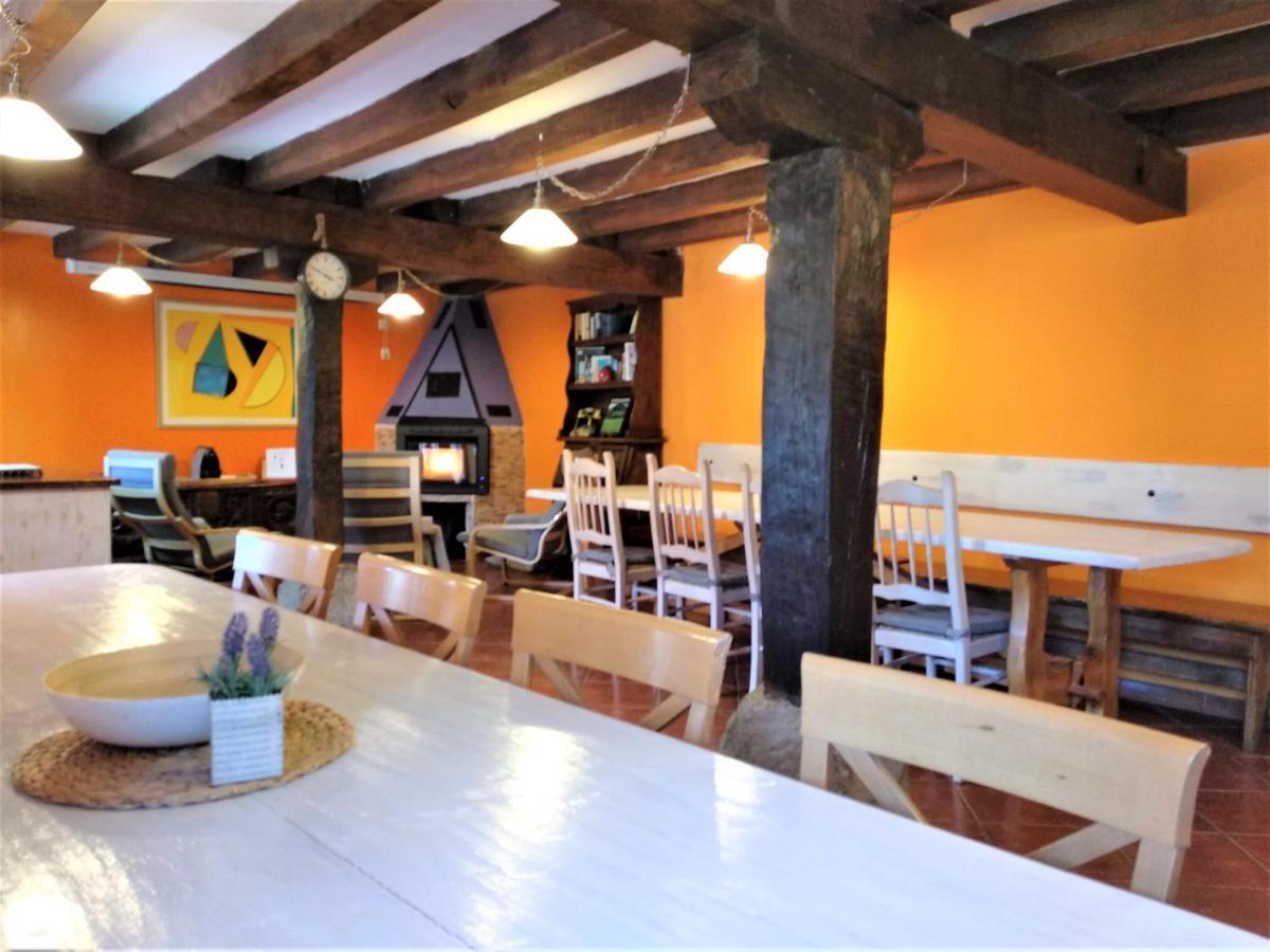 Casa Rural Madera Y Sal Salinas de Anana Bagian luar foto