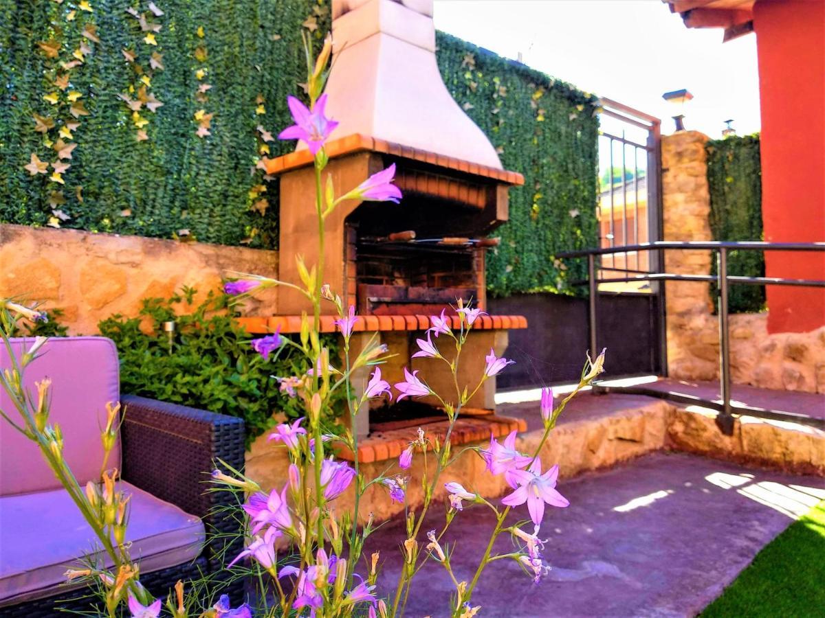 Casa Rural Madera Y Sal Salinas de Anana Bagian luar foto